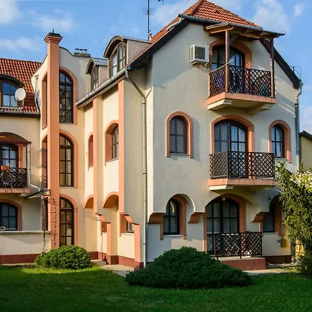 Mi12 Apartmán *