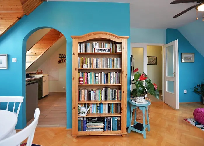 Mi12 Apartment